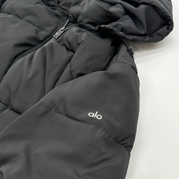 ALO YOGA Gold Rush Puffer Jacket Women's Size Small Black - Picture 6 of 10